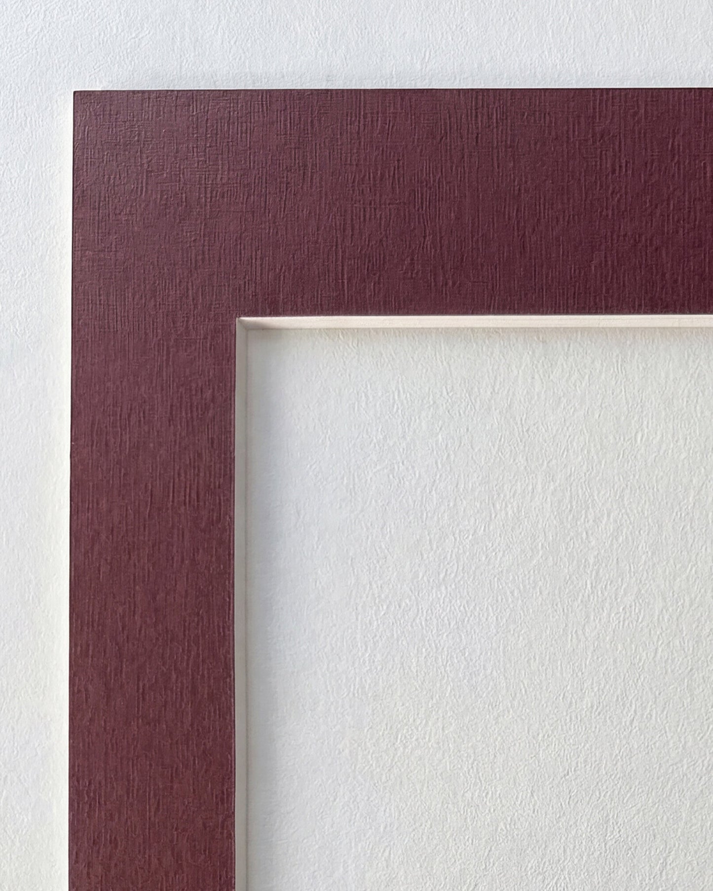 Mount Sample: Plum (White Core)