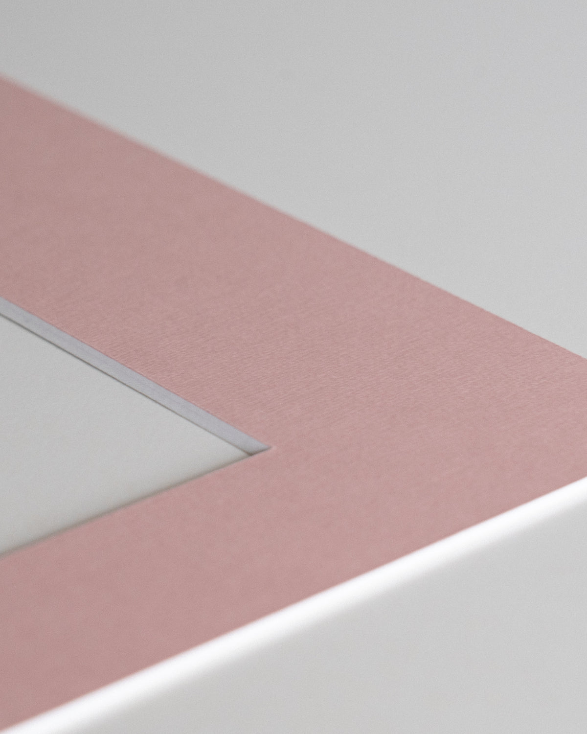 Mount Soft Rose (White Core)